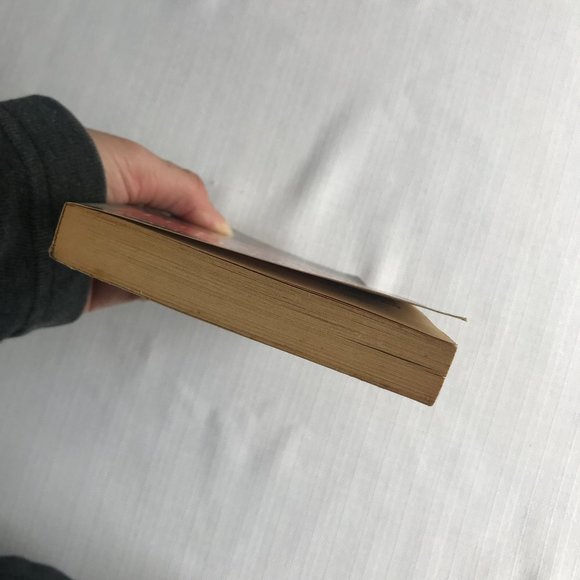 Vintage 1959 Scarlet Letter by Nathaniel Hawthorne Paper Back Book - Picture 5 of 9